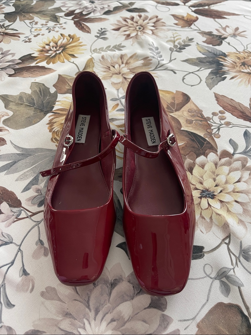 Steve Madden Red Patent Mary Jane Flats